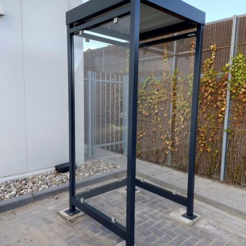 Betaalautomaat overkapping M1 25 Ook deze is 1 x 1 meter. Naast overkapping voor uw betaal- of ticket automaat ook zeer geschikt als schuilhokje.